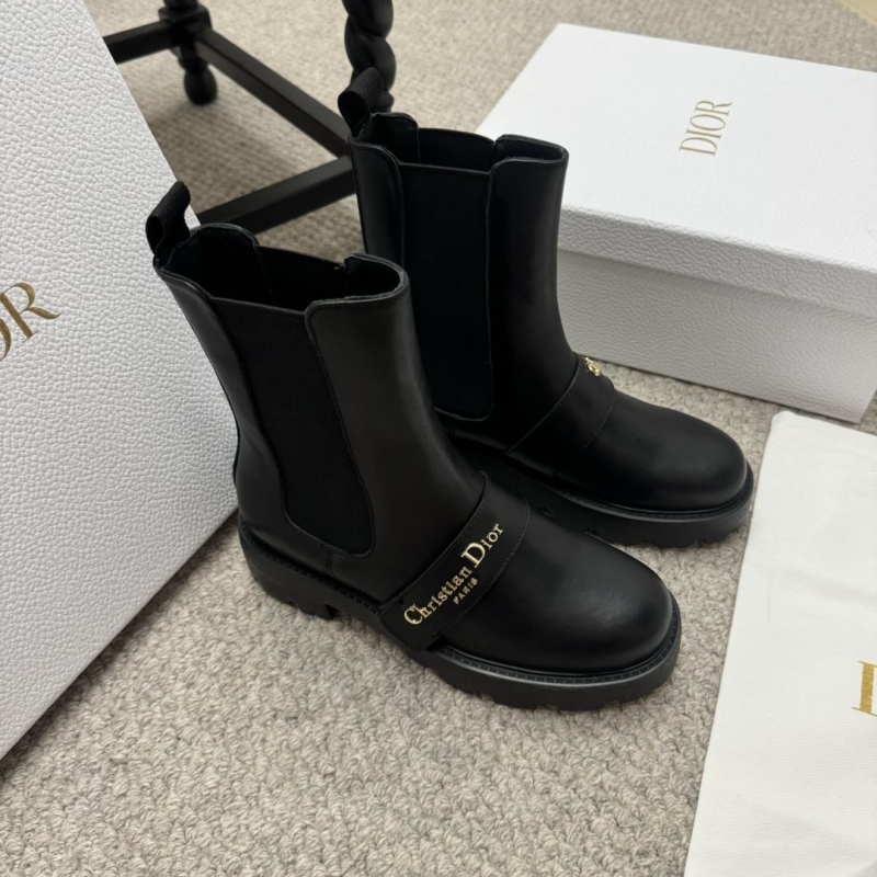 ch**an D*or boots
